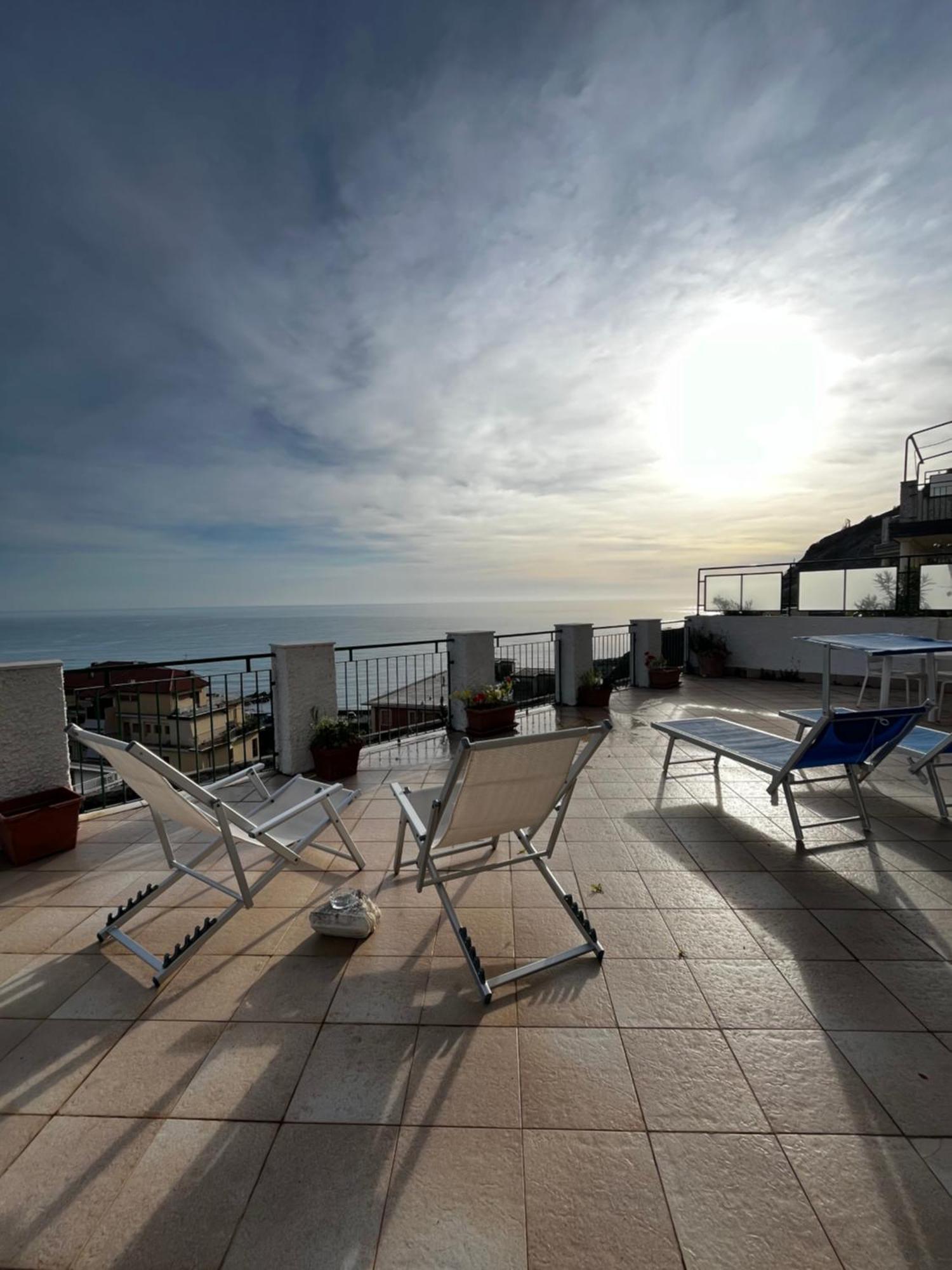 Sunflower Terrazza Panoramica Levanto Extérieur photo